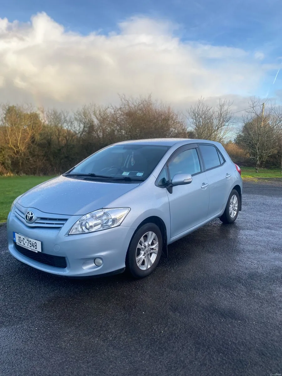 Toyota Auris 1.3 - Image 1