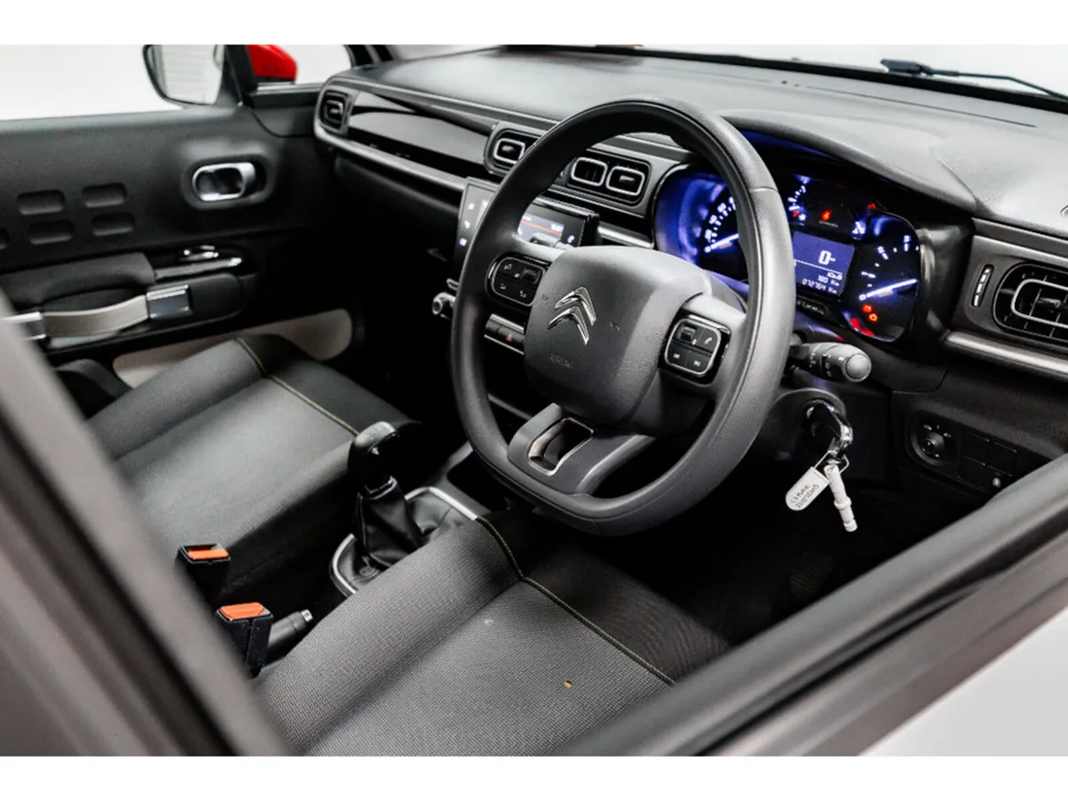 Citroen C3 Flair 1.2 Petrol 82HP - Image 2