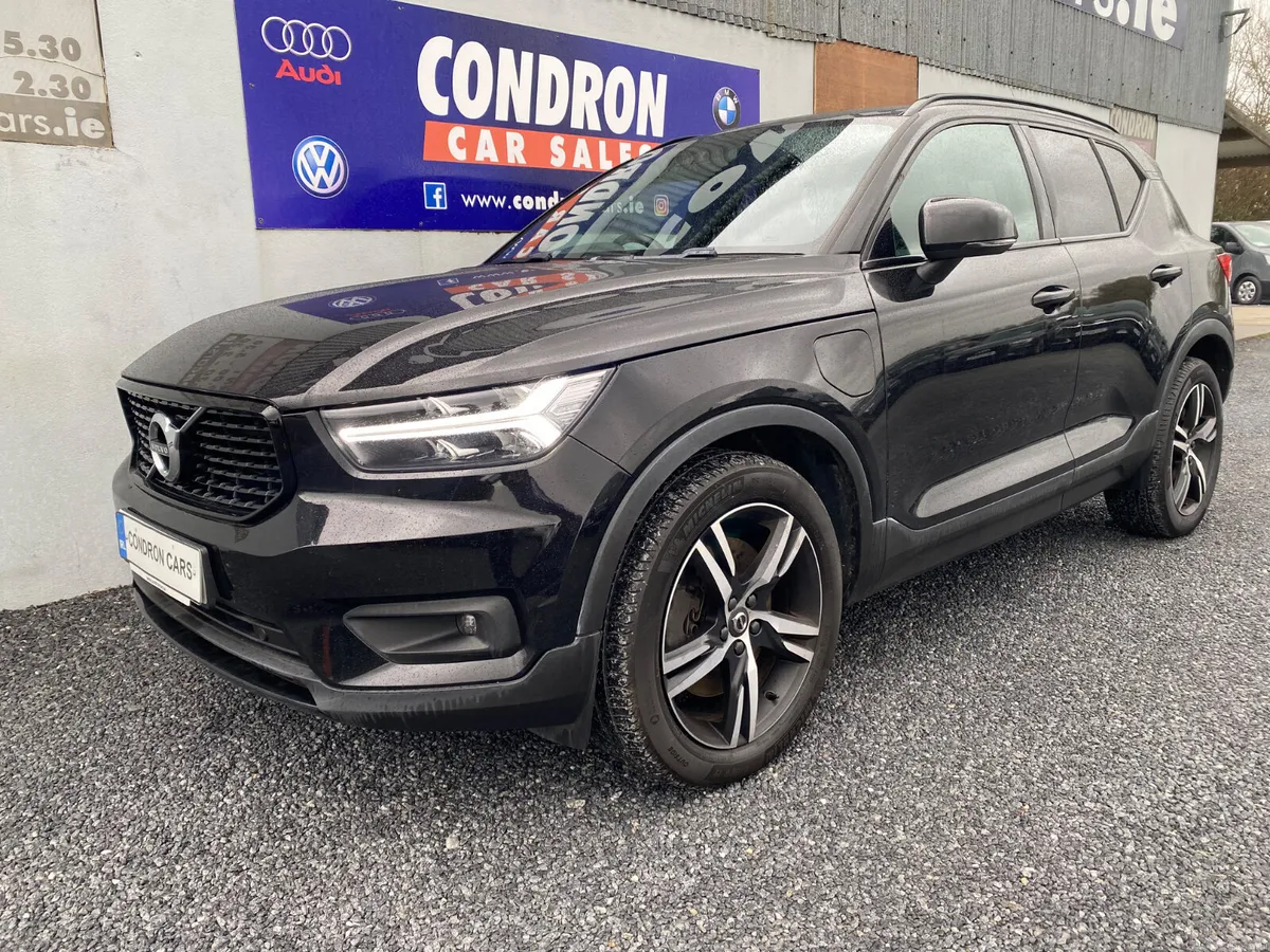2020 VOLVO XC40 1.5 R-DESIGN RECHARGE 258BHO - Image 1