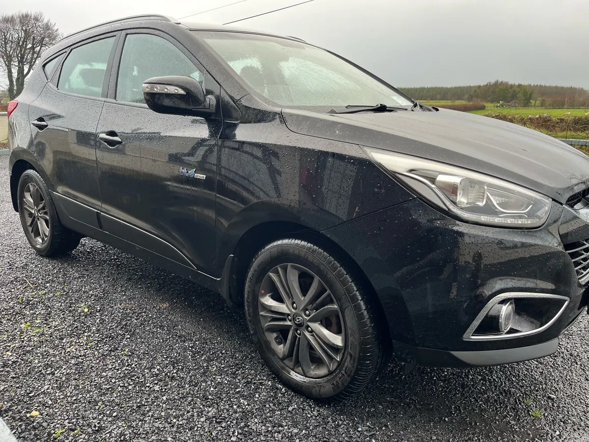 HYUNDAI IX35 1.7 EXECUTIVE 4DR(NEW NCT) - Image 3