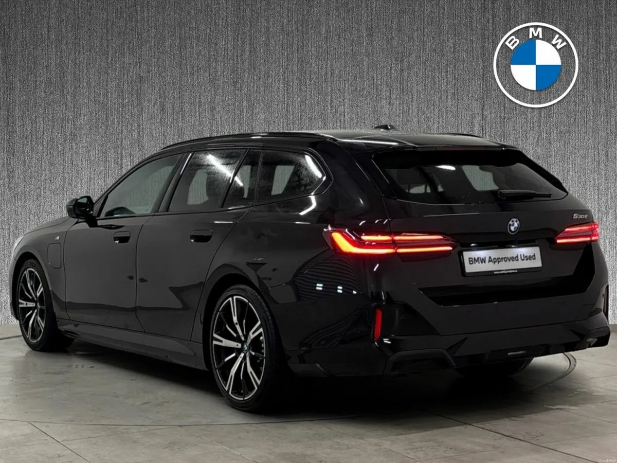 BMW 5-Series 530e PHEV M Sport Pro TOURING - Image 3