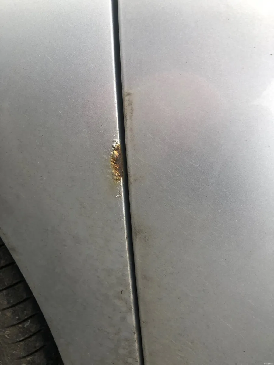 Volkswagen Golf 2011 - Image 3