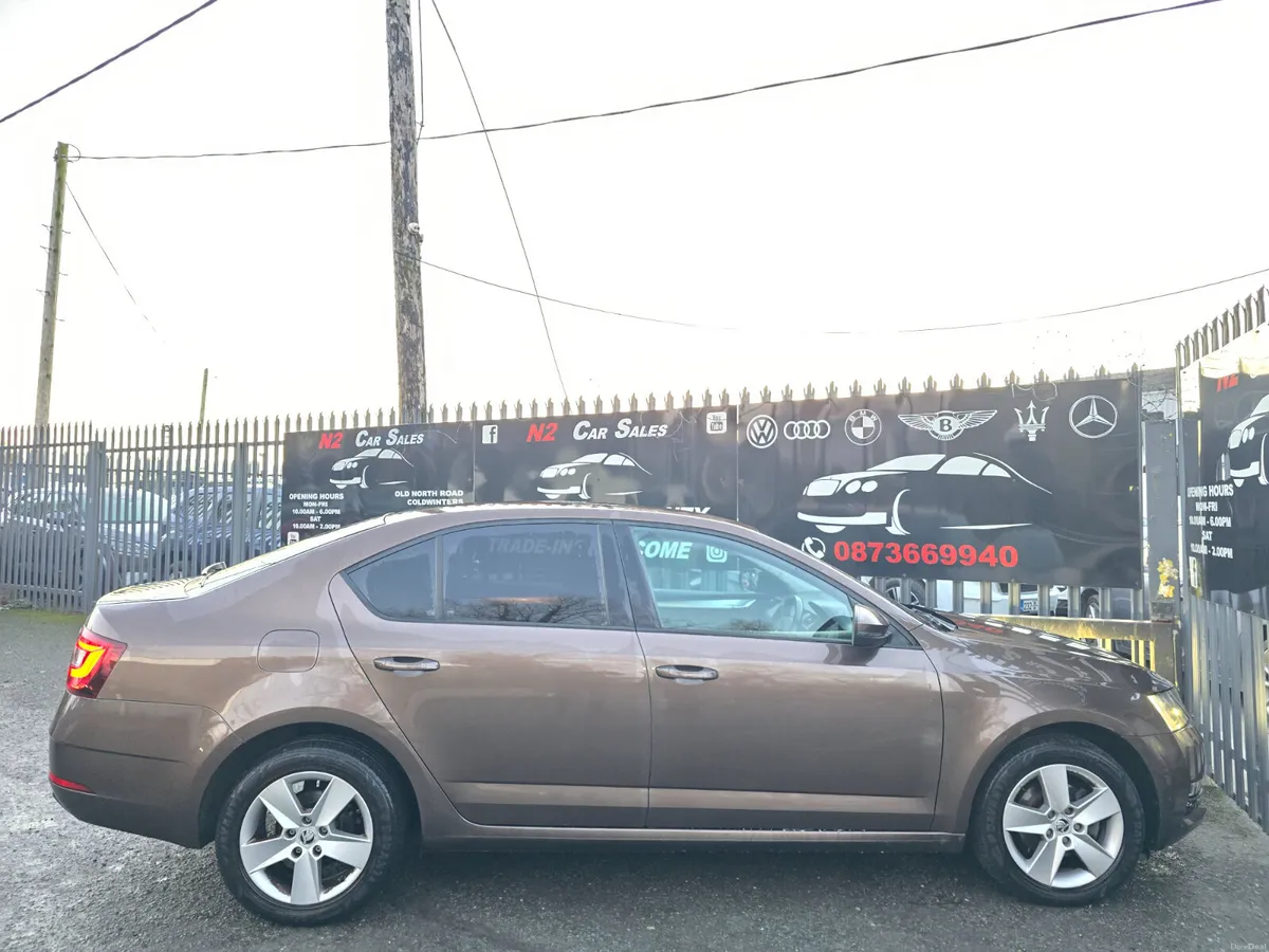 181 Skoda Octavia 1.0 Petrol, LOW MILES,VERY CLEAN - Image 2