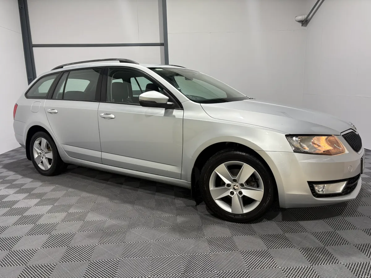 2016 Skoda Octavia Combi Estate 1.6 110 Bhp - Image 1