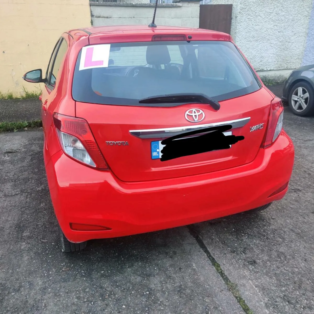 Toyota Yaris - Image 2