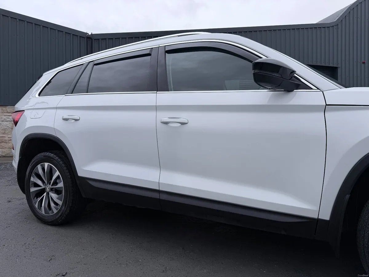 Skoda Kodiaq 222’ Ambition AUTO 2 SEAT COMMERCIAL - Image 6