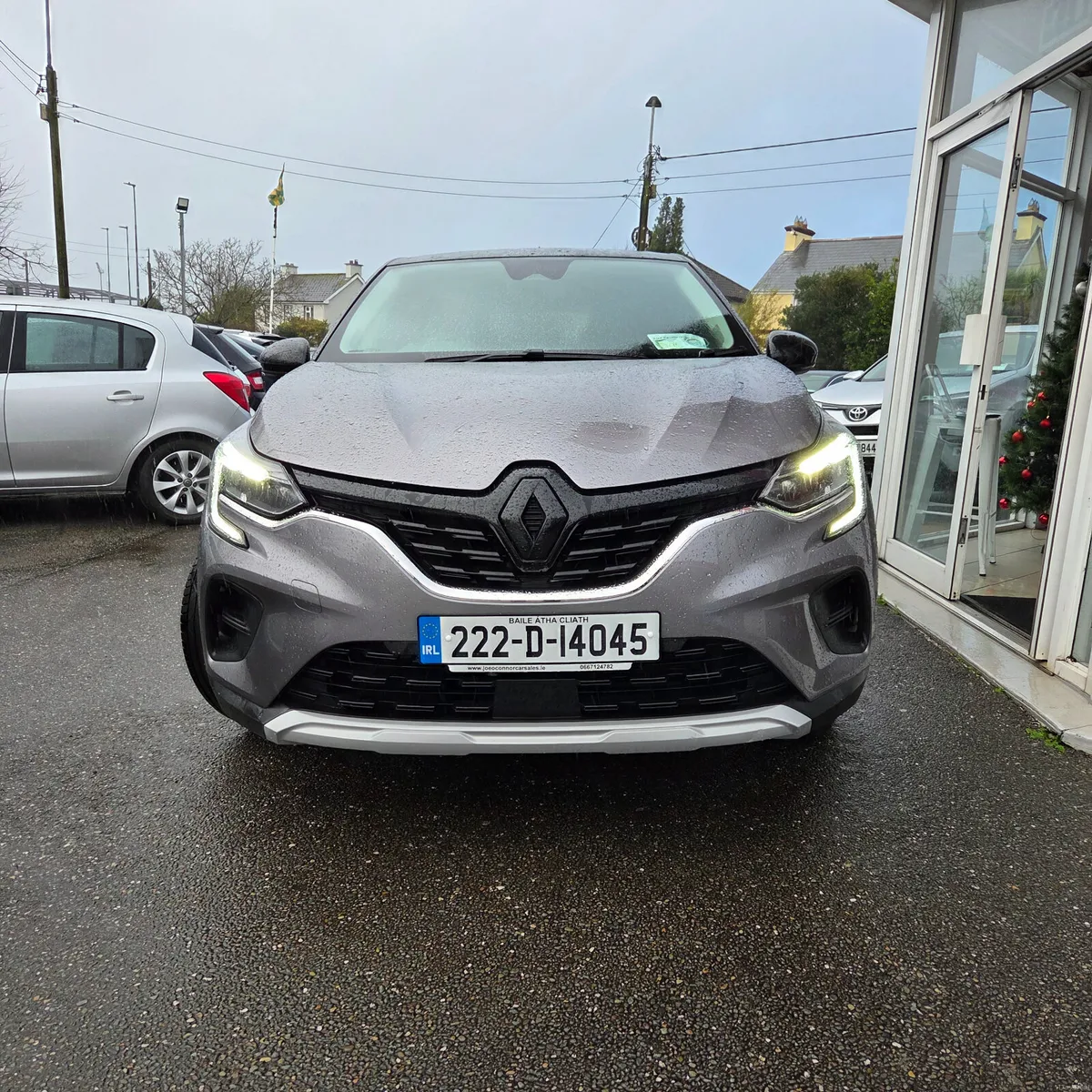 Renault Captur 2022 1.0 5 Dr Iconic - Image 2