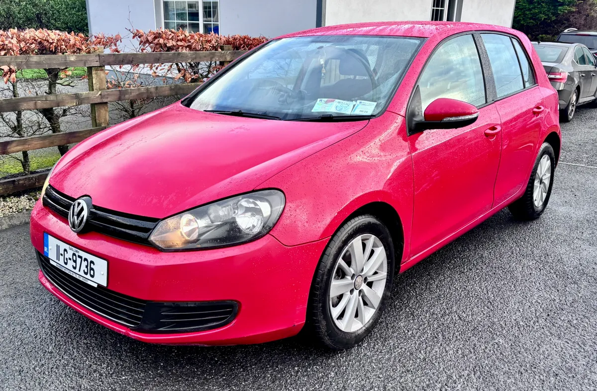 2011 VOLKSWAGEN GOLF 1.4L Petrol AUTOMATIC - Image 1