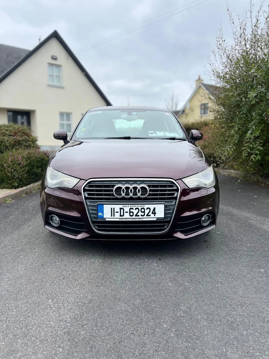 AUTOMATIC CAR FOR SALE - Image 1