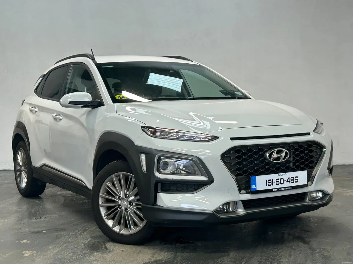 191 Hyundai KONA 1.6D EXECUTIVE - HUGE SPEC - Image 2