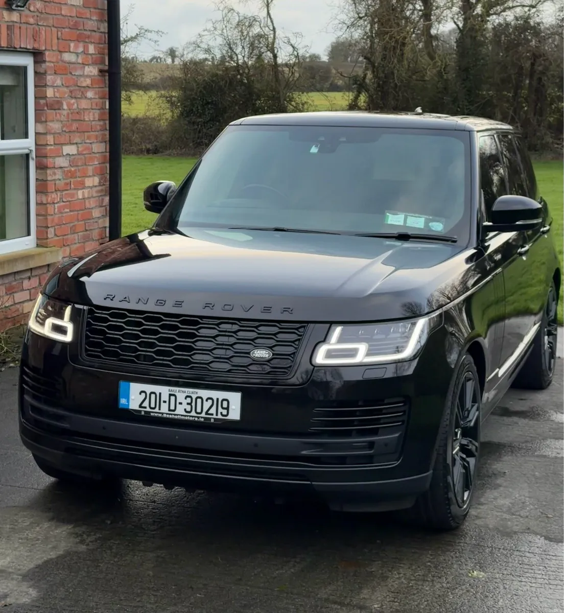 Land Rover Range Rover P400e Autobiography BlackEd - Image 2
