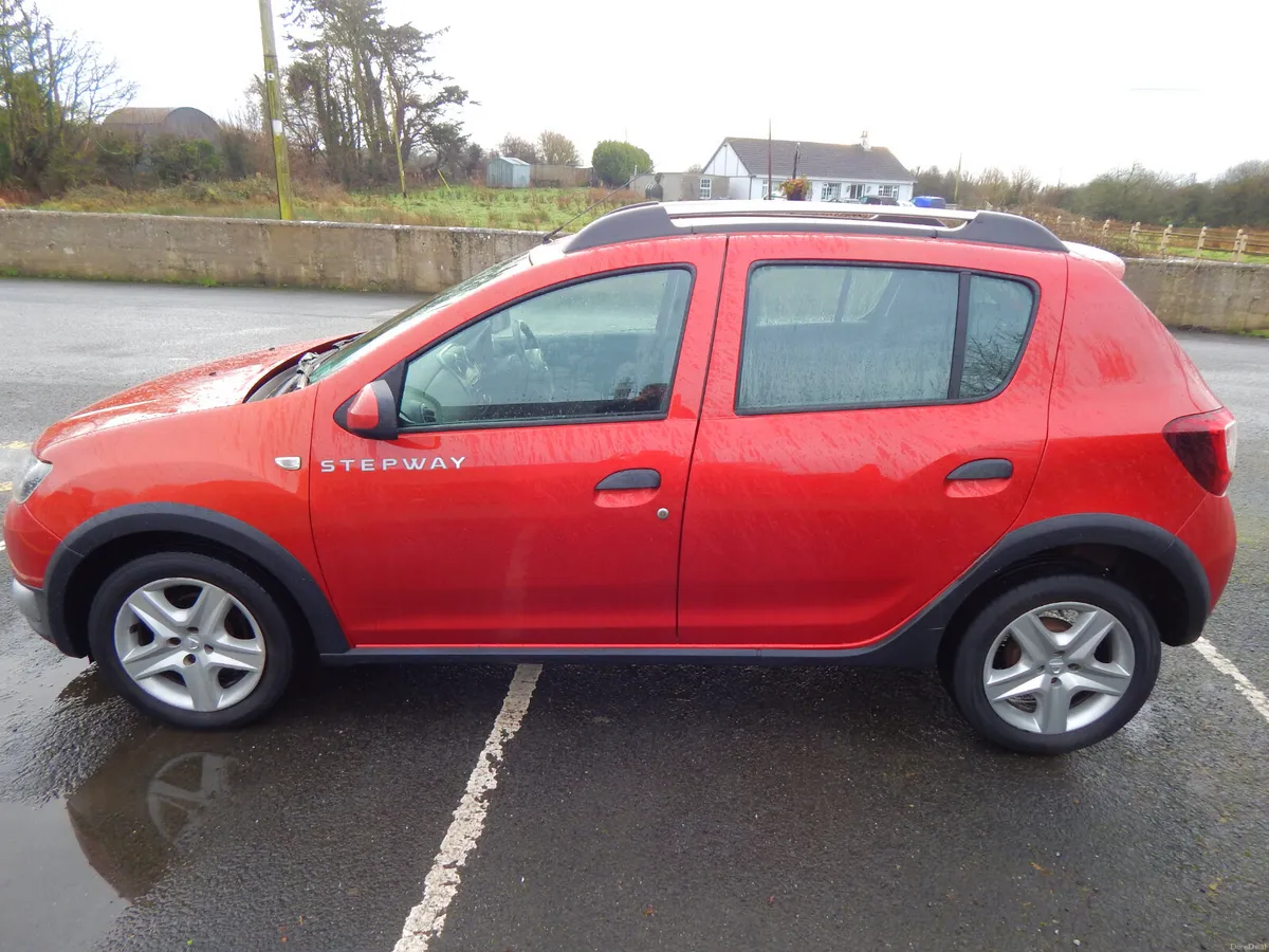 Dacia Sandero Stepway 2015 NCT 04/27 - Image 5