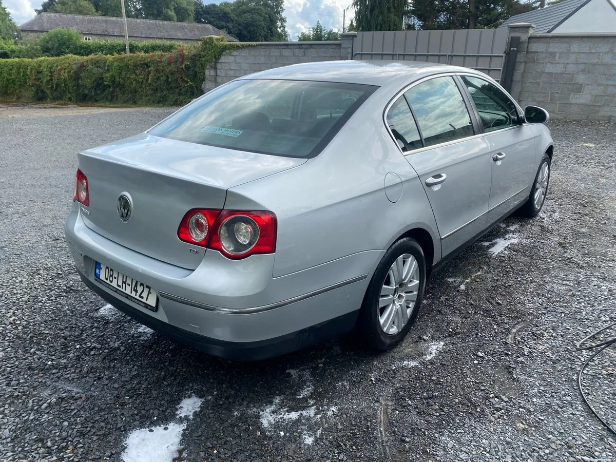2008 Volkswagen passat - Image 3