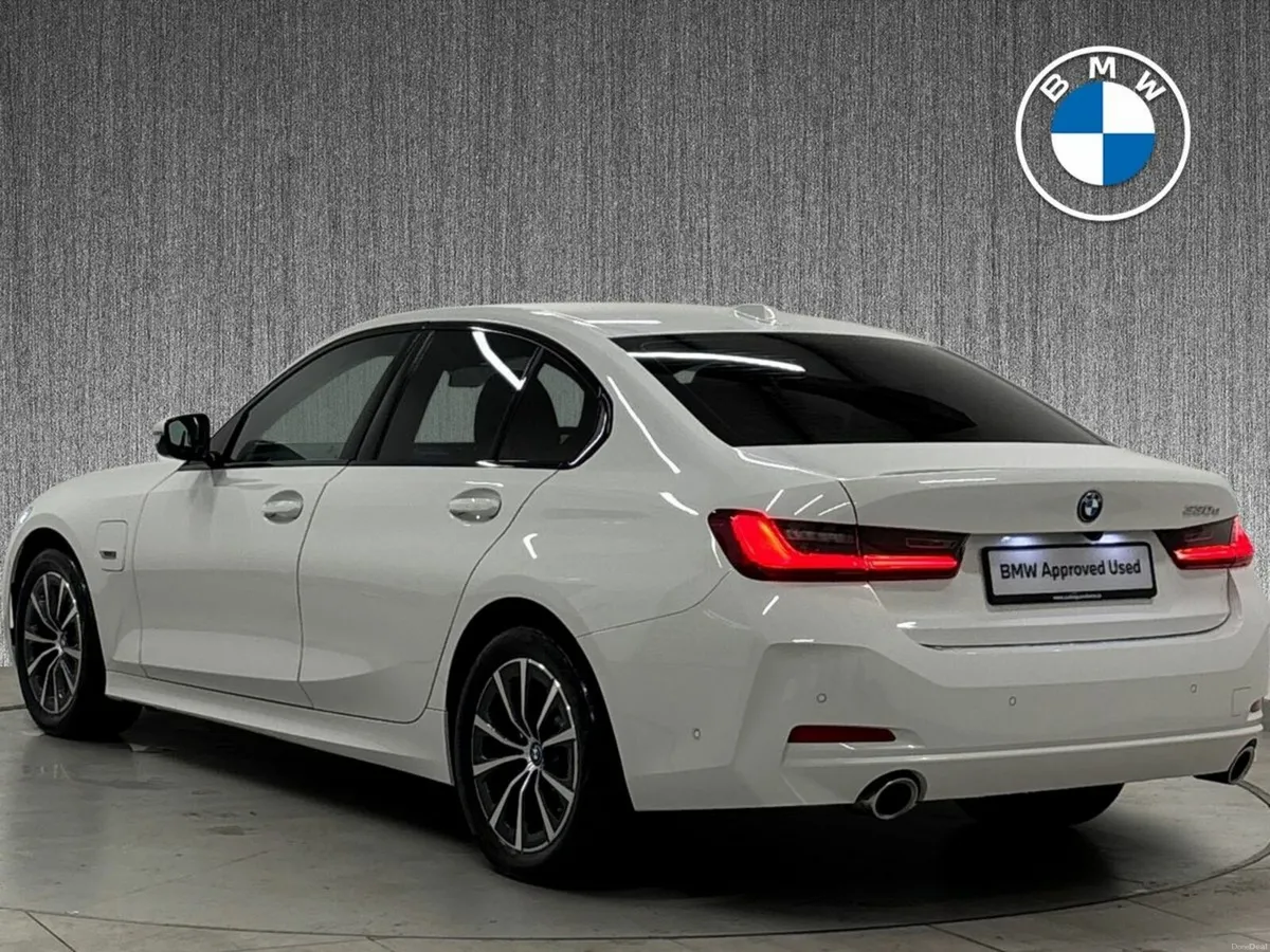 BMW 3-Series 330e Sport - Image 3