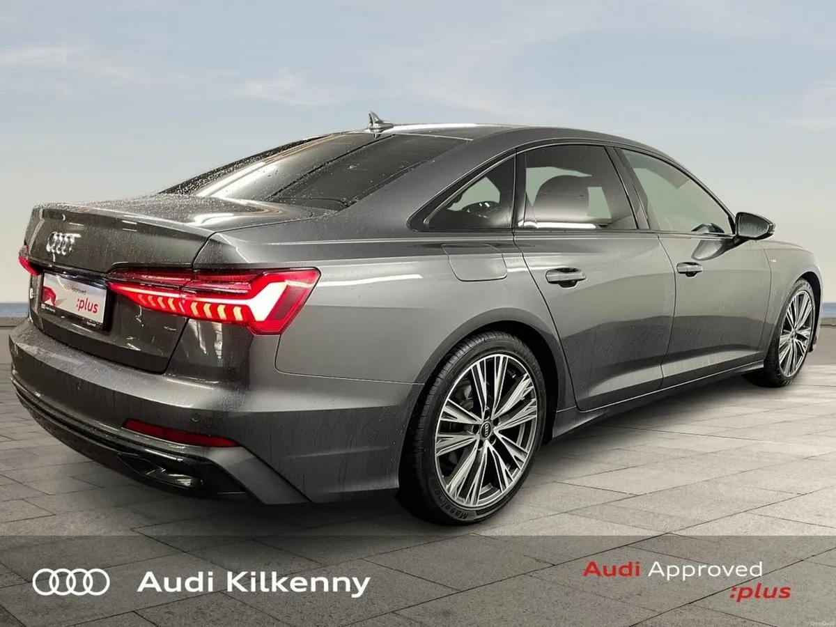 Audi A6 40TDI 204HP S tronic S Line Black Edition - Image 5