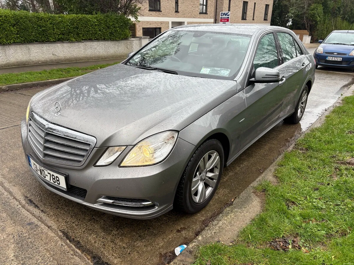 Mercedes Benz E220 Auto Nctd 05/26 tax 04/26 - Image 2