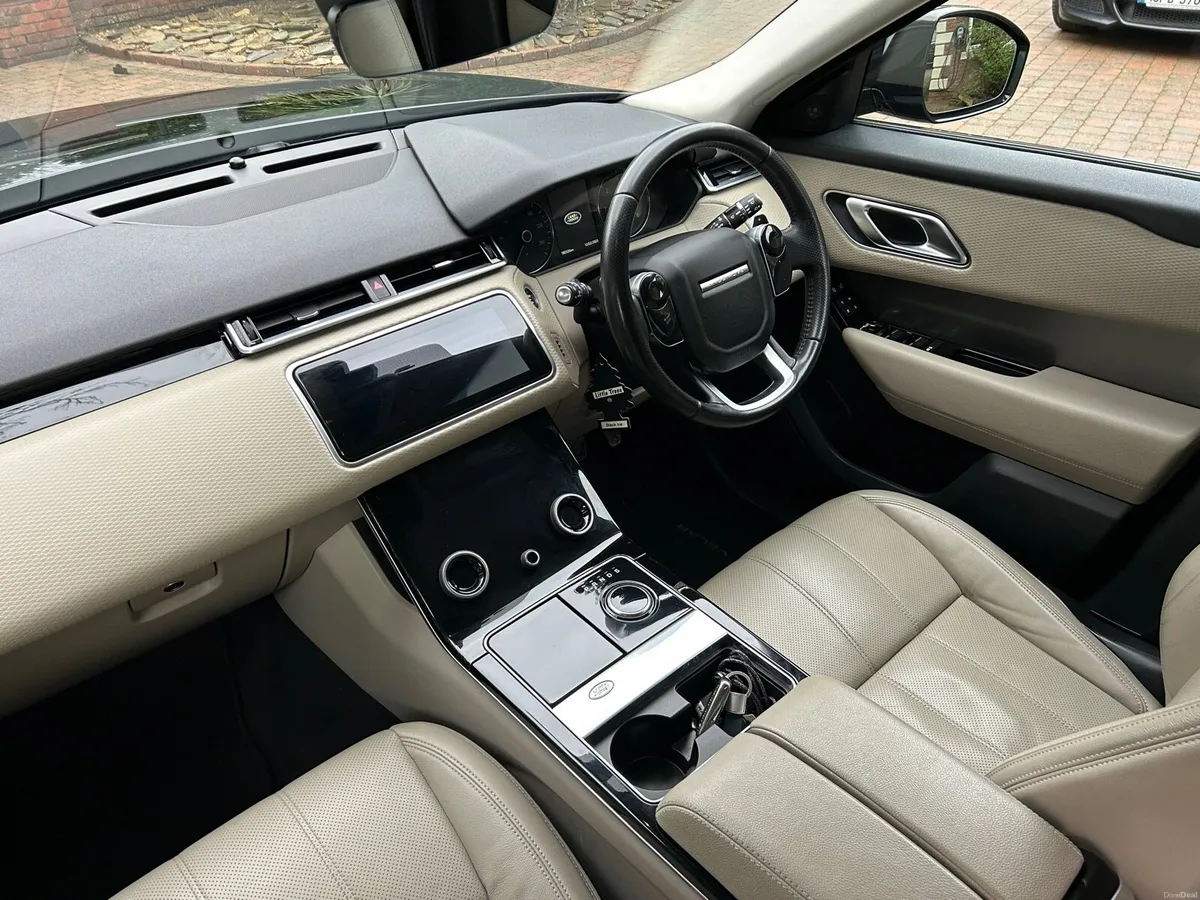 2020 LandRover Velar New NCT 1/28 Tax 4/26 €25750 - Image 4