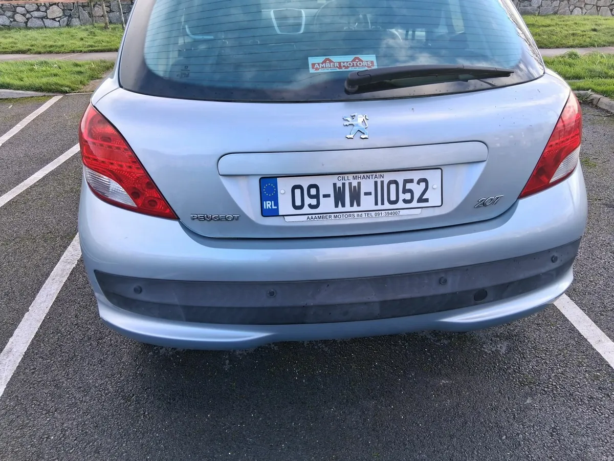Peugeot 207 2009 - Image 2