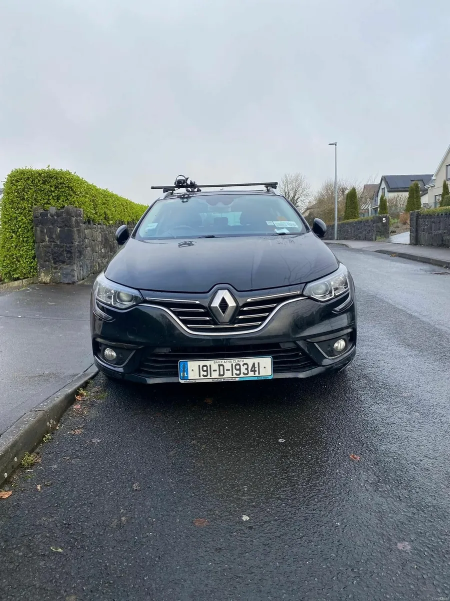 Renault Megane 2019 - Owner Emigrating - Image 1