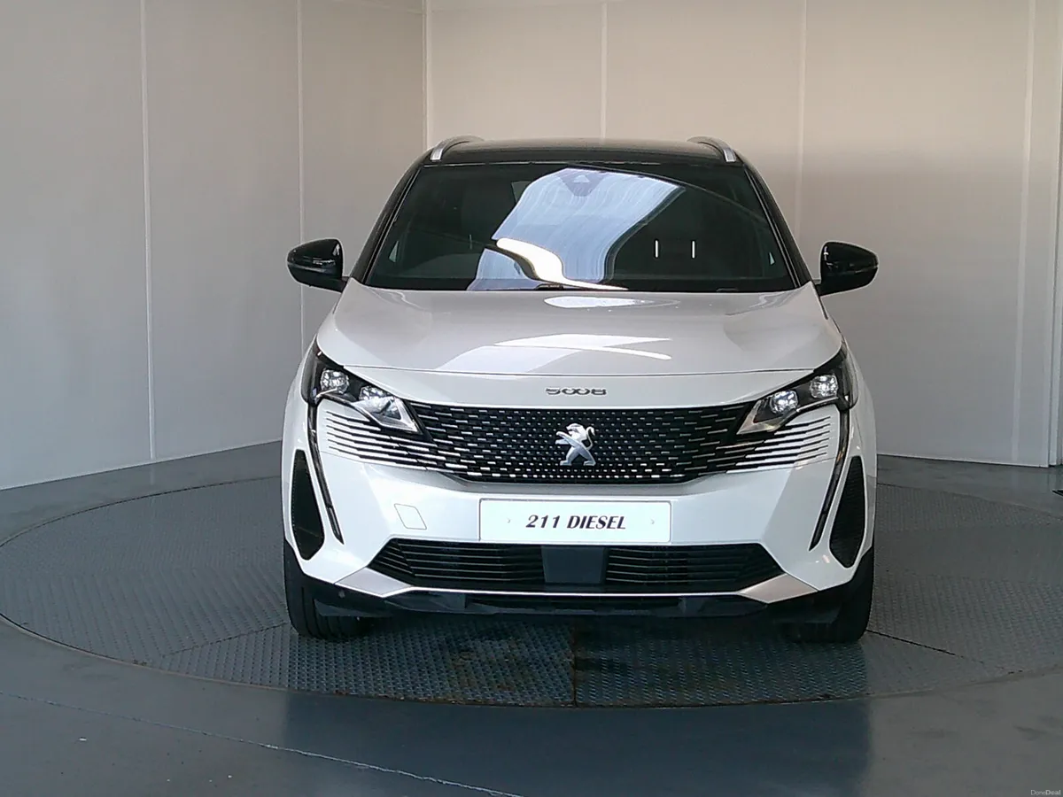 Peugeot 5008 2021 - Image 2