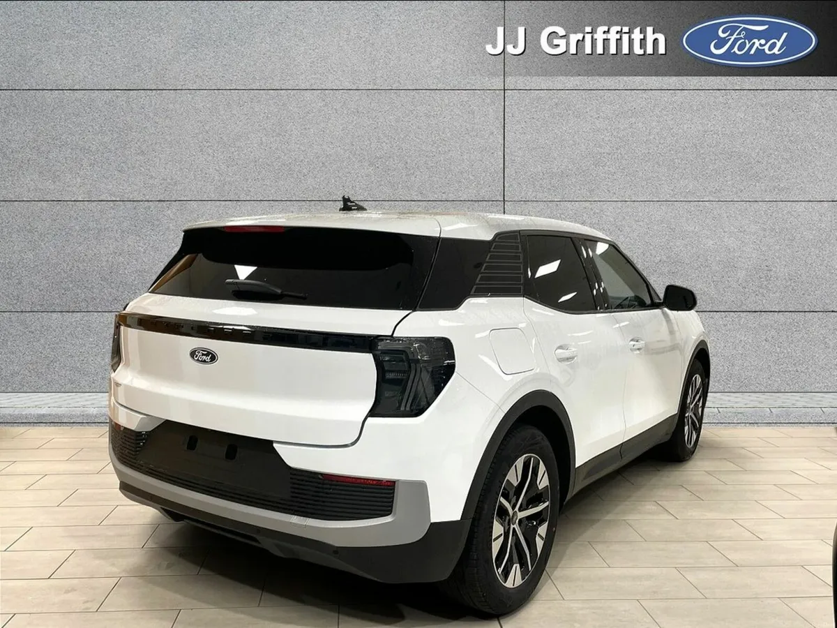 Ford Explorer Commercial 2-Seat 77KWH 600KM Range - Image 5