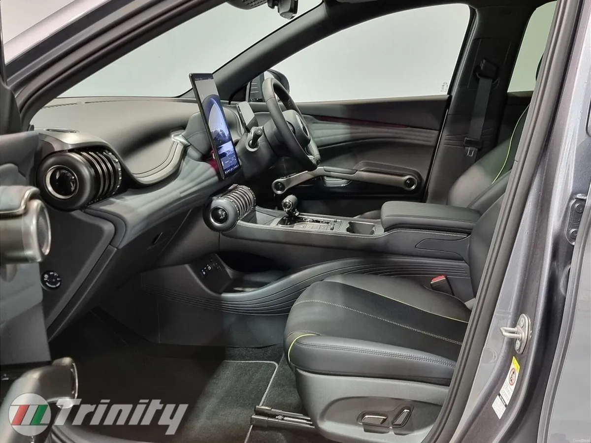 BYD ATTO 3 ** BEST VALUE ** COMFORT ** STUNNING SU - Image 4