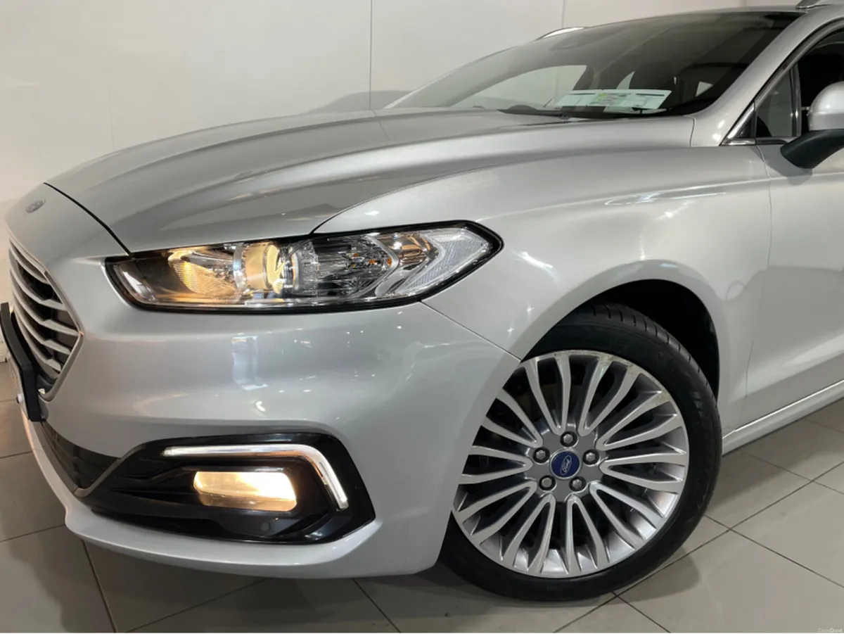 Ford Mondeo HEV TITANIUM 2.0  AUTO 187 BHP FULL SE - Image 4