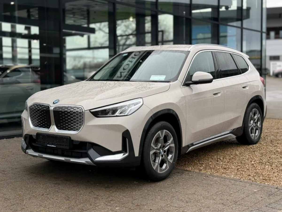BMW iX1 eDrive20 xLine - Image 1