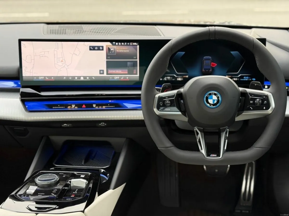 BMW 5-Series 530e M Sport - Image 4