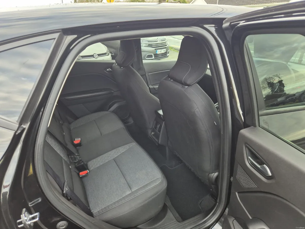 2022 RENAULT CAPTUR 1.0 PETROL MANUAL - Image 3