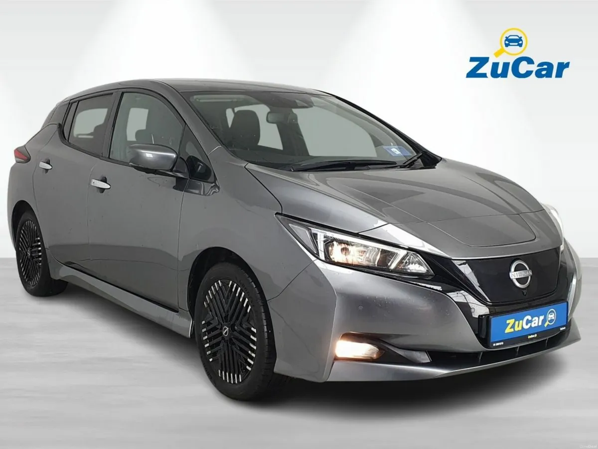 Nissan Leaf N-Connecta  150 Electric 40kWh Auto - Image 1