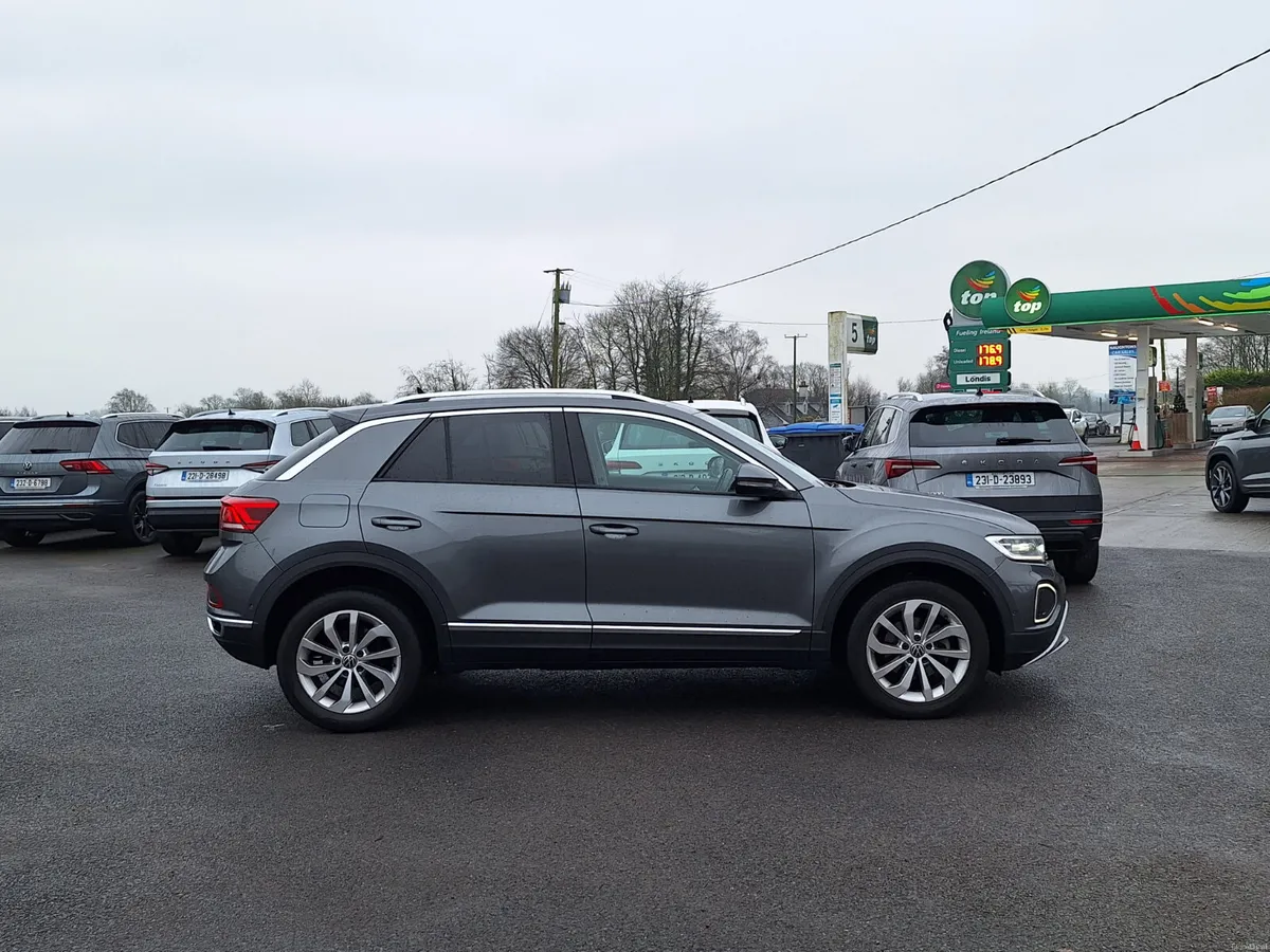 Volkswagen T-Roc 2.0 Tdi Style *Camera/App Connect - Image 2
