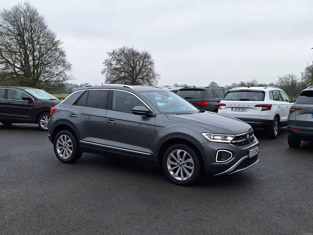 Volkswagen T-Roc 2.0 Tdi Style *Camera/App Connect - Image 1