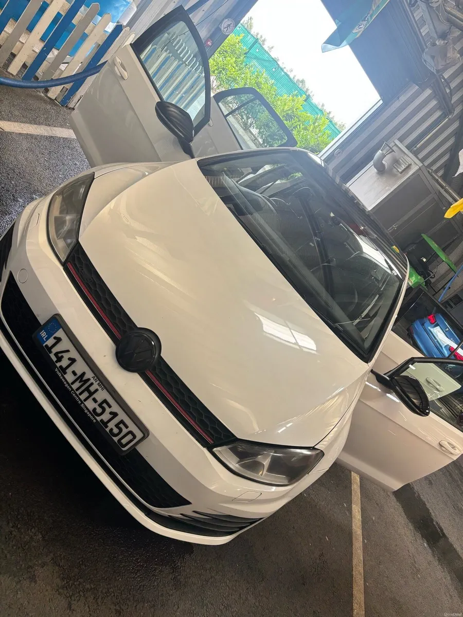 Volkswagen Golf 1.4 TSI AUTOMATIC - Image 2