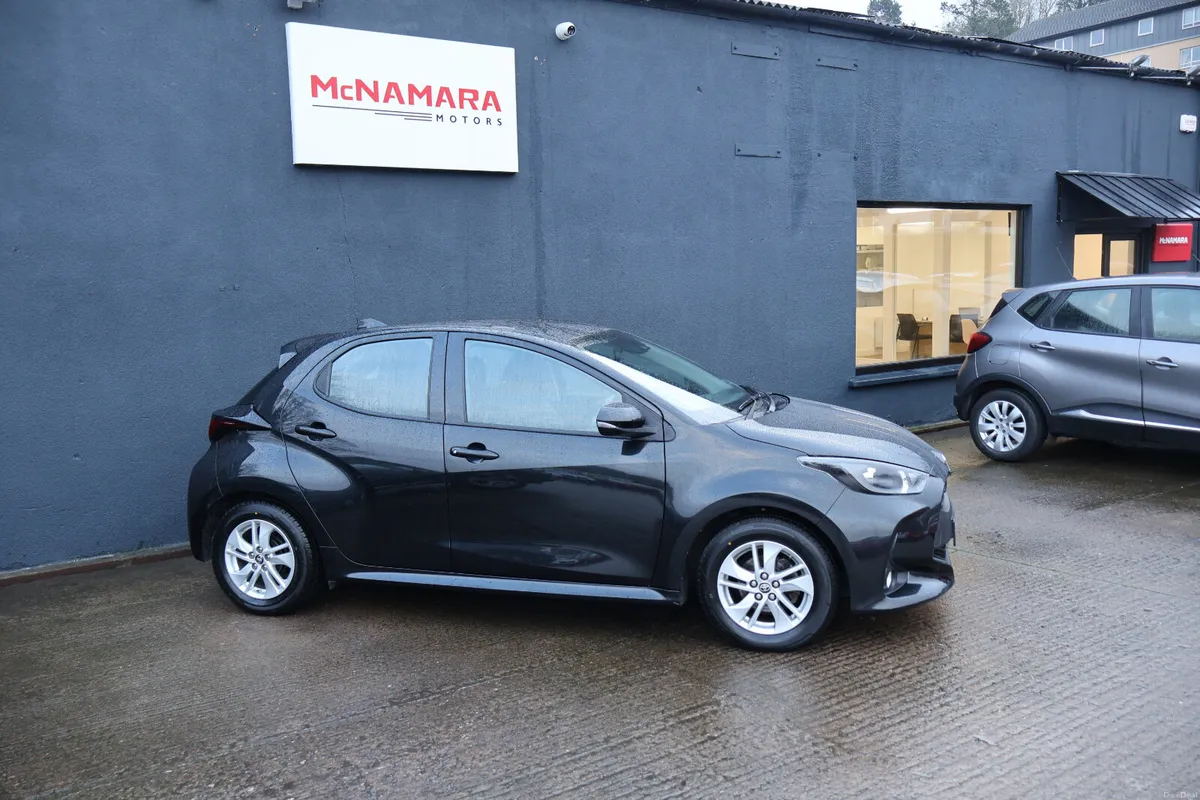 Toyota Yaris Luna Manual Great Spec & Value! - Image 2