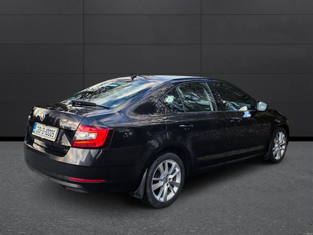 Skoda Octavia 2020 AMBITION 1.6 TDI 115HP 4DR - Image 3