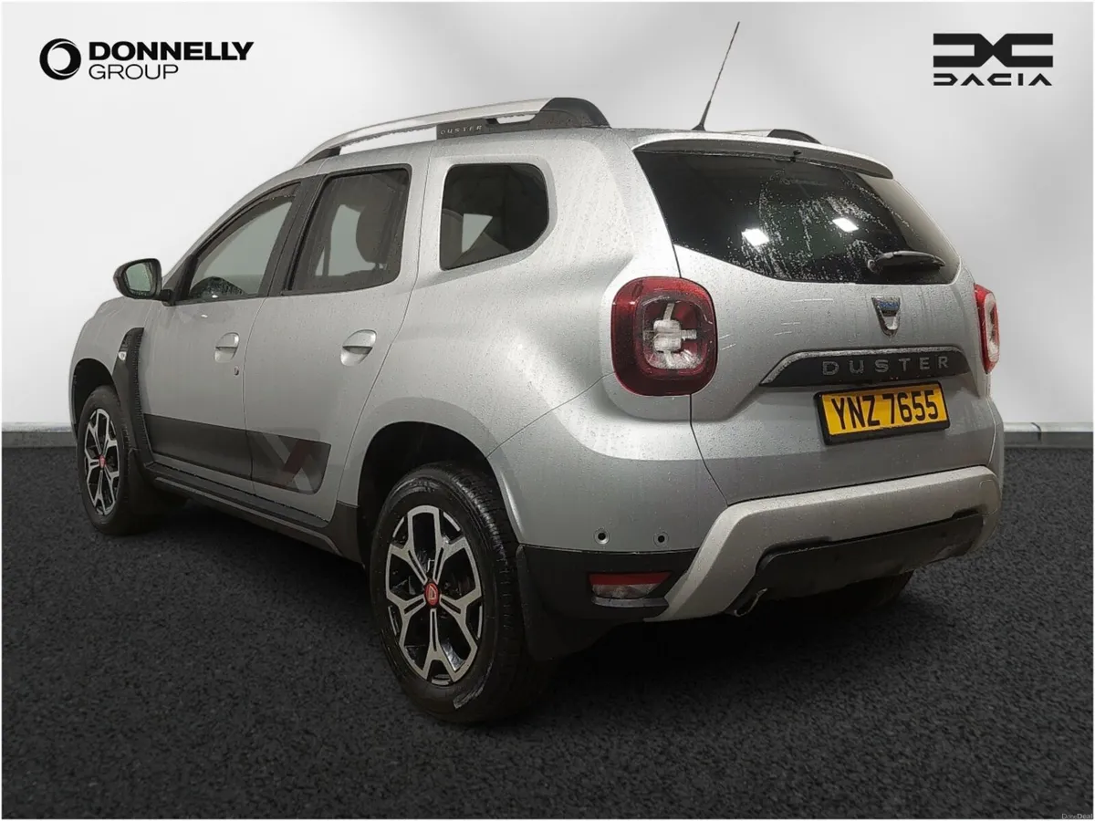 Dacia Duster Estate Special Edition Techroad - Image 2