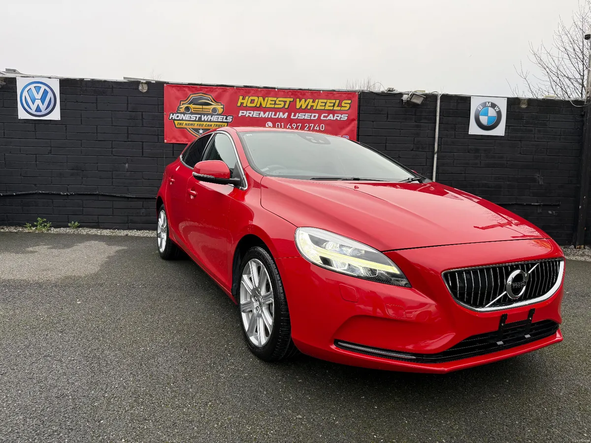 2016 VOLVO V40 1.5 AUTO *FULL LEATHER* - Image 1