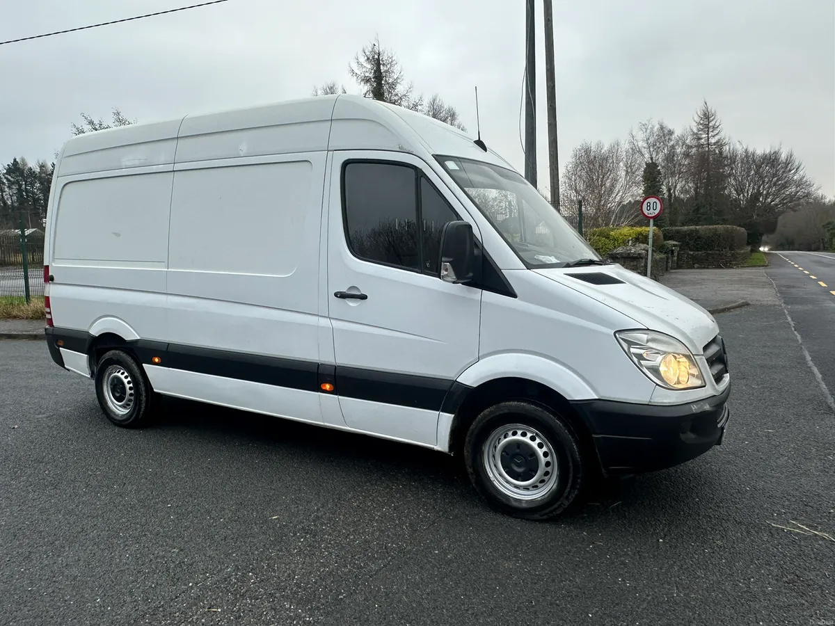 13 Mercedes sprinter - Image 2