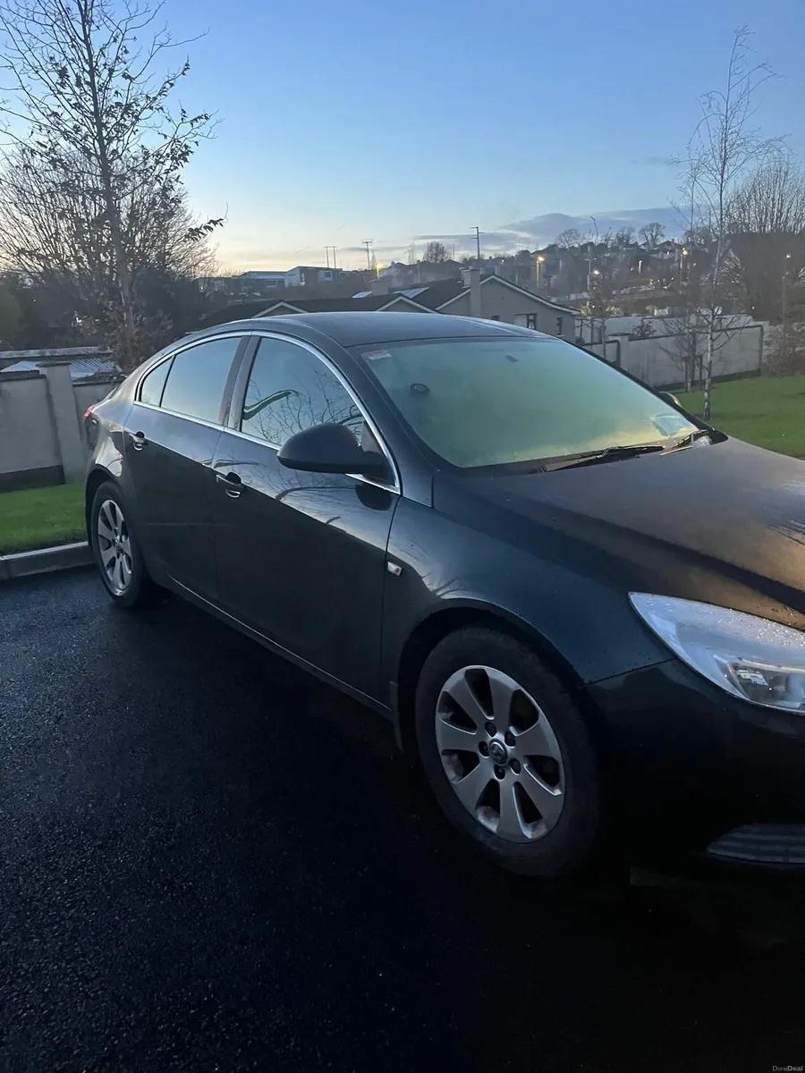 Vauxhall Insignia 2013 - Image 1