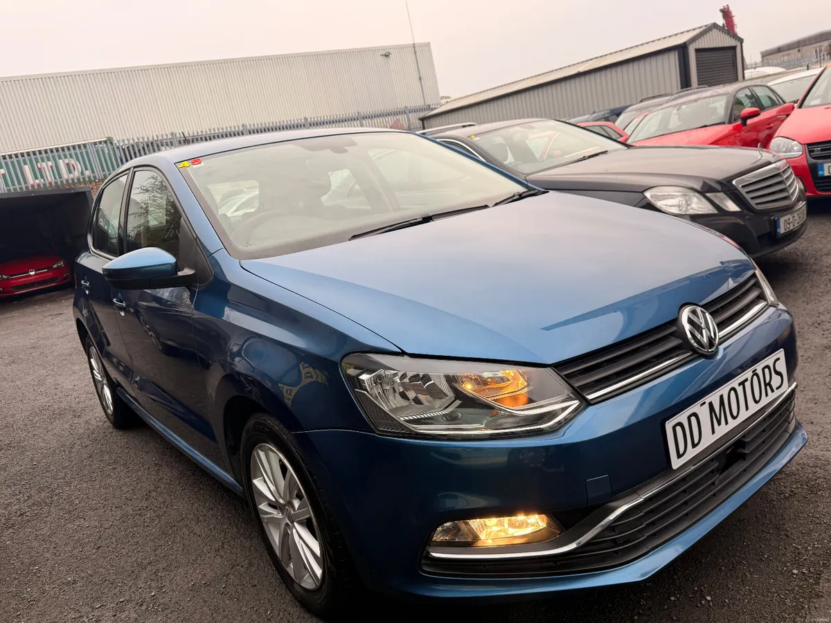 Volkswagen polo 1.2 Tsi 2016 top spec - Image 2