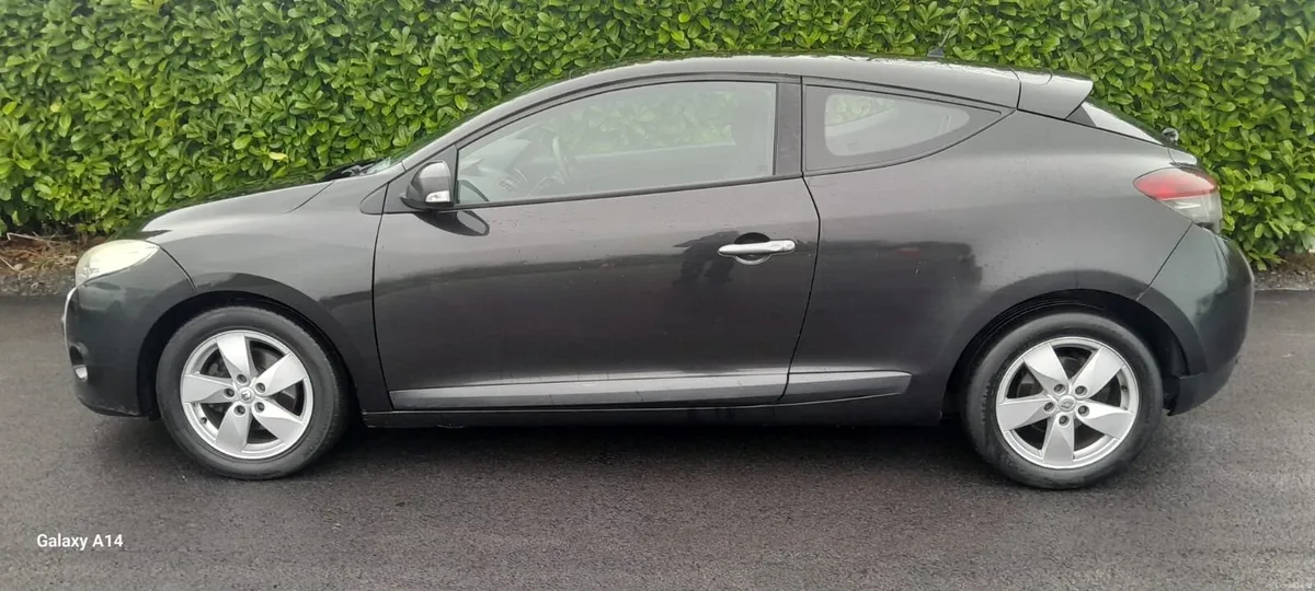 RENAULT MEGANE COUPÉ AS NEW NCT MINT - Image 4