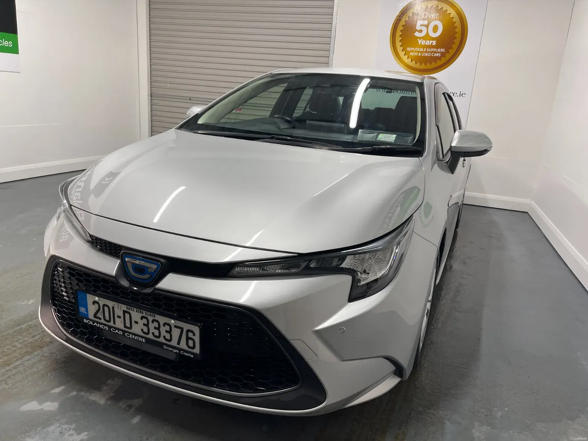 201 Toyota Corolla Hybrid 1.8 Automatic 4dr Model - Image 4