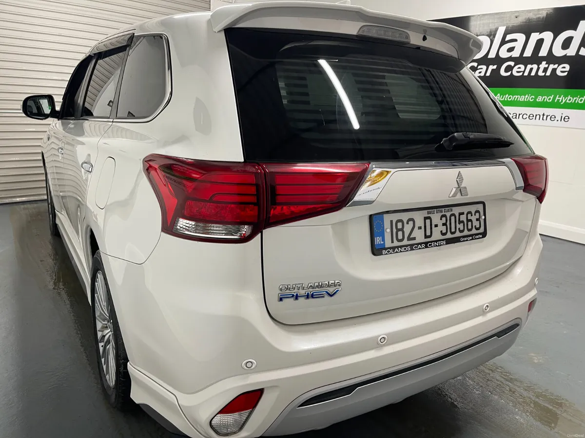 182 Mitsubishi Outlander Hybrid 2.4 Phev Automatic - Image 5