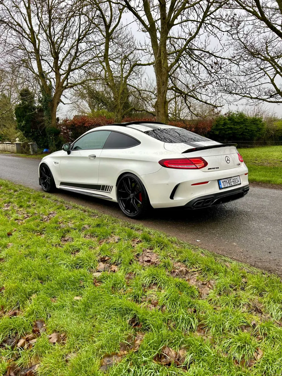 Mercedes-AMG C63 S Edition 1 - Image 3