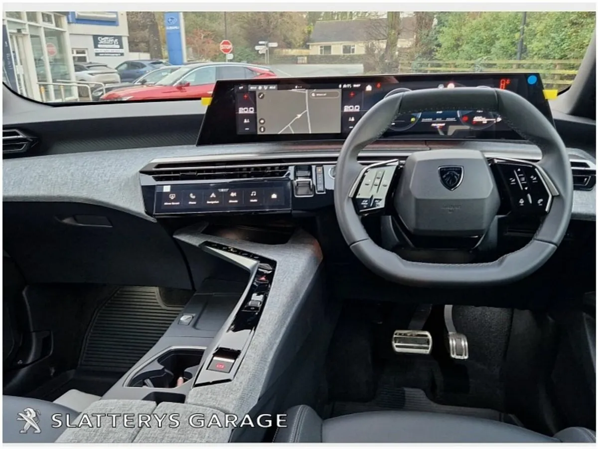 Peugeot 3008 1.2 MHEV 145bhp eDCS6 Allure - Image 2