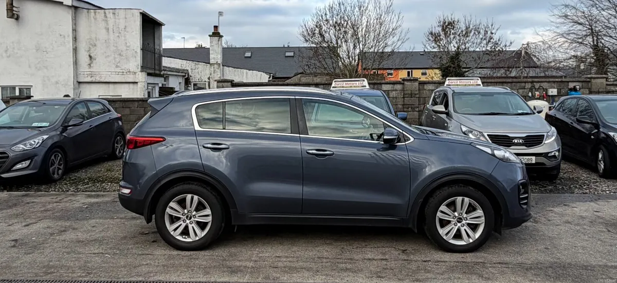 Kia Sportage 1.7 Nct&Tax - Image 2