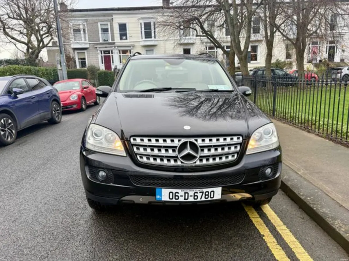 Mercedes-Benz M-Class ML350 Auto, 111k kms New NCT - Image 4