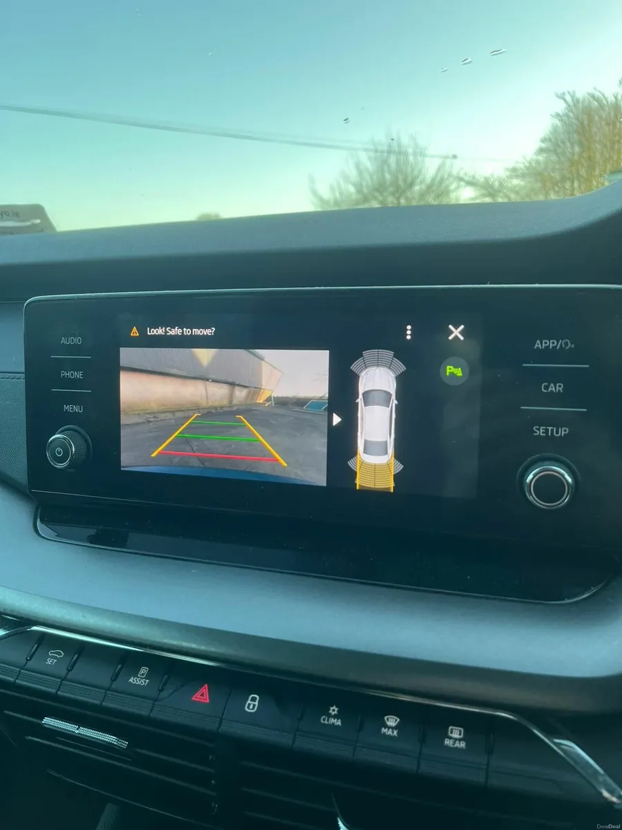 Skoda Octavia 2023 - Image 2