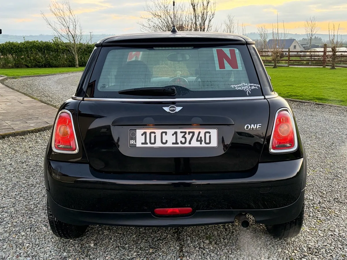 🔥 2010 Mini Cooper One 🔥 - Image 4